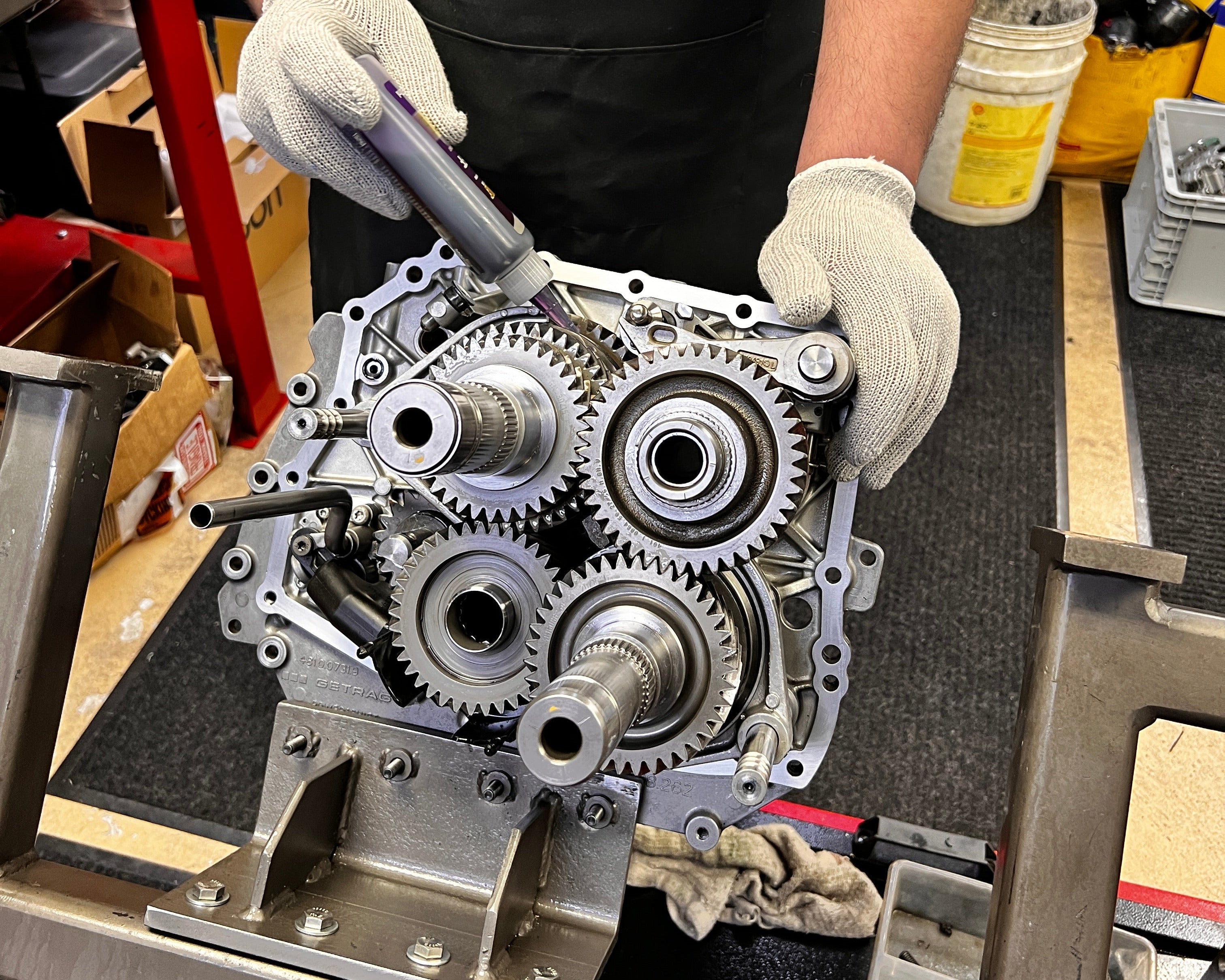 7dcl750 Ferrari Mercedes Ford GT 