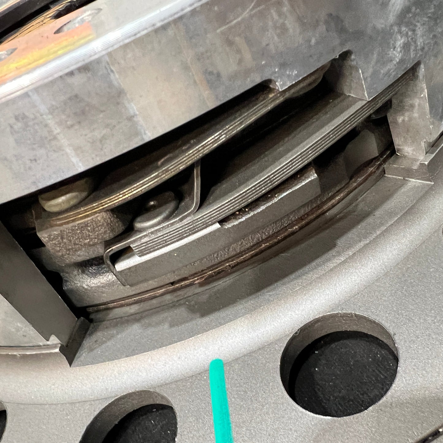 Aston Martin V8 Vantage Manual Clutch Rebuild.